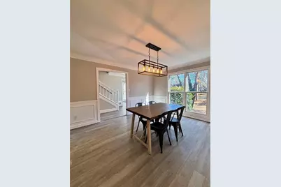 423 Orchards Walk, Stone Mountain, GA 30087 - Photo 9