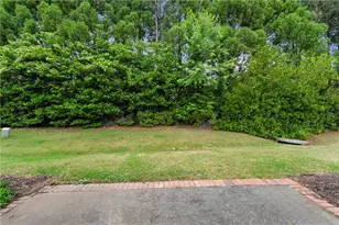 5654 Lawley Dr, Alpharetta, GA 30022 - Photo 19