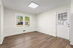 3070 Susan Ct, Marietta, GA 30066 - Photo 9