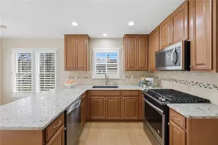 1081 Pine Grove Dr, Alpharetta, GA 30009 - Photo 15