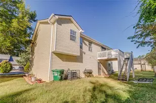 4379 Cross Ln, Decatur, GA 30035 - Photo 17