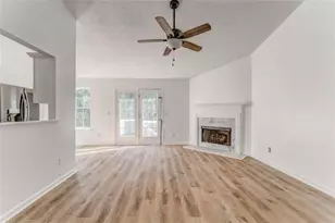 4379 Cross Ln, Decatur, GA 30035 - Photo 5