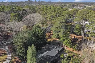 2347 Clairmont Rd, Atlanta, GA 30329 - Photo 63