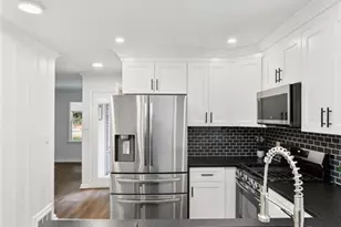 2347 Clairmont Rd, Atlanta, GA 30329 - Photo 23