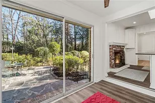 2347 Clairmont Rd, Atlanta, GA 30329 - Photo 15