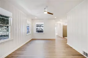2347 Clairmont Rd, Atlanta, GA 30329 - Photo 25