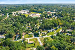 1141 Holly Hills Dr SW, Lilburn, GA 30047 - Photo 35