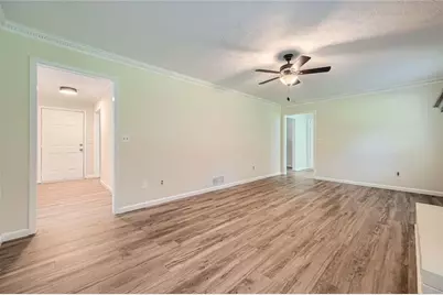 881 Jefferson Drive SW, Conyers, GA 30094 - Photo 5
