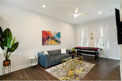 154 Chestnut Circle #80, Atlanta, GA 30342 - Photo 5