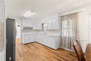 4100 Indian Manor Dr, Stone Mountain, GA 30083 - Photo 13