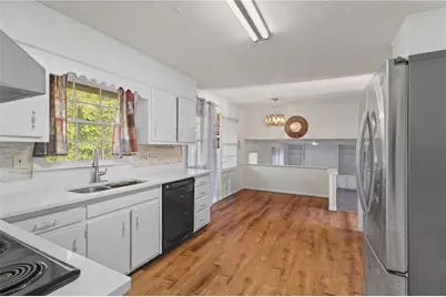 4100 Indian Manor Drive, Stone Mountain, GA 30083 - Photo 5