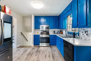 443 Rhett Dr, Loganville, GA 30052 - Photo 5