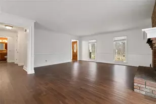 1114 Wind Hill Ln SW, Marietta, GA 30064 - Photo 9