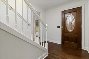 1114 Wind Hill Ln SW, Marietta, GA 30064 - Photo 5