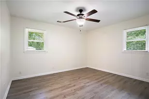 2729 Lanier Dr, Snellville, GA 30078 - Photo 15