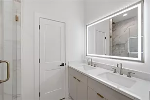 1696 Dunwoody Pl NE, Atlanta, GA 30324 - Photo 25