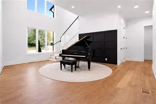 1696 Dunwoody Pl NE, Atlanta, GA 30324 - Photo 21