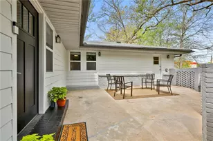 2037-B Lively Ridge Road NE, Atlanta, GA 30329 - Photo 3