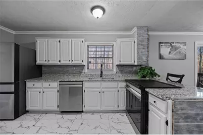 2446 Thrasher Road, Buford, GA 30519 - Photo 9