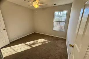 5663 Windfall Ln, Lithonia, GA 30058 - Photo 17