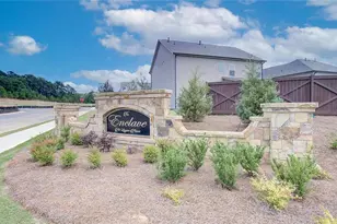 715 Bristol Dr, Loganville, GA 30052 - Photo 35