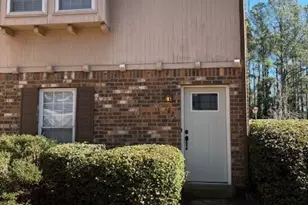 621 Garden Walk Dr, Stone Mountain, GA 30083 - Photo 1