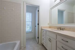 12 Candler Grove Dr, Decatur, GA 30030 - Photo 17