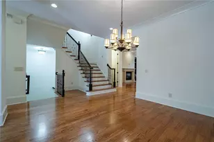 12 Candler Grove Dr, Decatur, GA 30030 - Photo 5