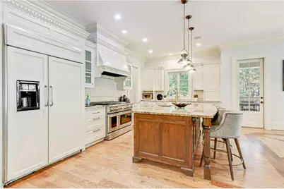 4227 Peachtree Dunwoody Road NE, Atlanta, GA 30342 - Photo 17