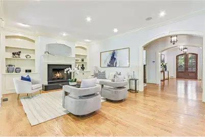 4227 Peachtree Dunwoody Road NE, Atlanta, GA 30342 - Photo 15