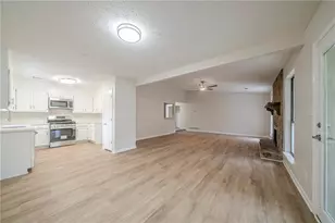 5115 Carole Pl, Stone Mountain, GA 30087 - Photo 5