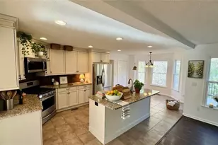 415 Carmain Ln NW, Marietta, GA 30064 - Photo 9