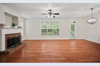 1278 Houndslake Drive, Marietta, GA 30008 - Photo 7