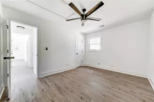 1060 Mathews Ct, Smyrna, GA 30080 - Photo 7