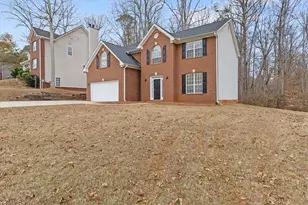 1054 Falls Brooke Dr, Conyers, GA 30094 - Photo 3