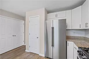 565 Amish Ave, Riverdale, GA 30296 - Photo 13