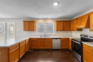 2096 Glenellen Dr NW, Kennesaw, GA 30152 - Photo 11