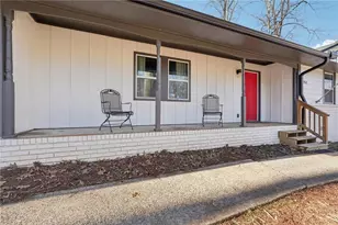 1961 Oak Leaf Ct SW, Marietta, GA 30008 - Photo 5