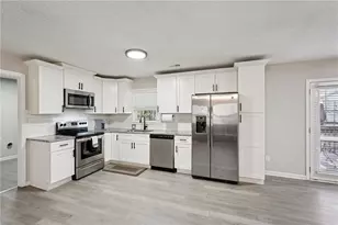 1961 Oak Leaf Ct SW, Marietta, GA 30008 - Photo 15