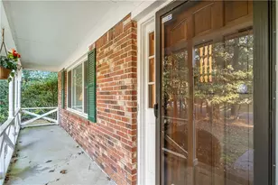 2252 Valley Creek Cir, Snellville, GA 30078 - Photo 5