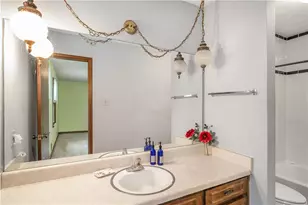 2252 Valley Creek Cir, Snellville, GA 30078 - Photo 35