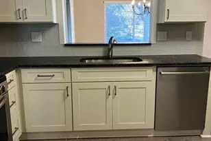 28 Middleton Ct, Smyrna, GA 30080 - Photo 7