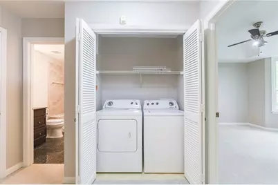 915 McGill Park Avenue NE, Atlanta, GA 30312 - Photo 15