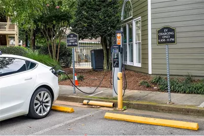 915 McGill Park Avenue NE, Atlanta, GA 30312 - Photo 21