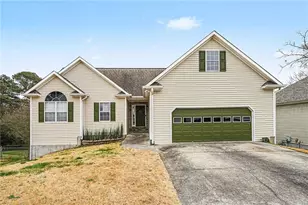 105 Twin Oaks Dr, Calhoun, GA 30701 - Photo 1