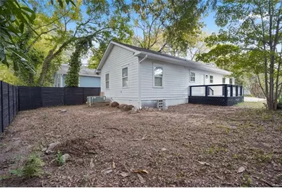 321 Henry Aaron Avenue SW, Atlanta, GA 30310 - Photo 21