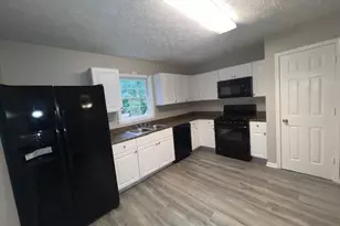 119 Camp Creek Dr, Stockbridge, GA 30281 - Photo 3