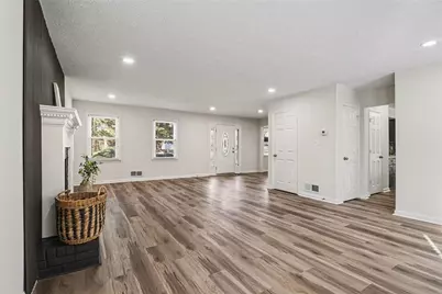 1956 Spencer Oaks Lane, Lithonia, GA 30058 - Photo 3