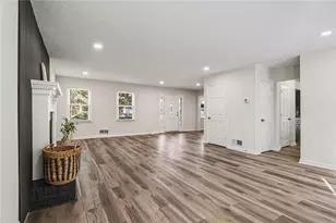 1956 Spencer Oaks Ln, Lithonia, GA 30058 - Photo 3