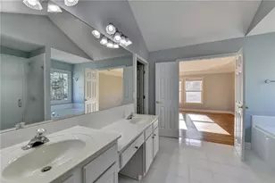 4100 Suwanee Bend Dr, Suwanee, GA 30024 - Photo 33